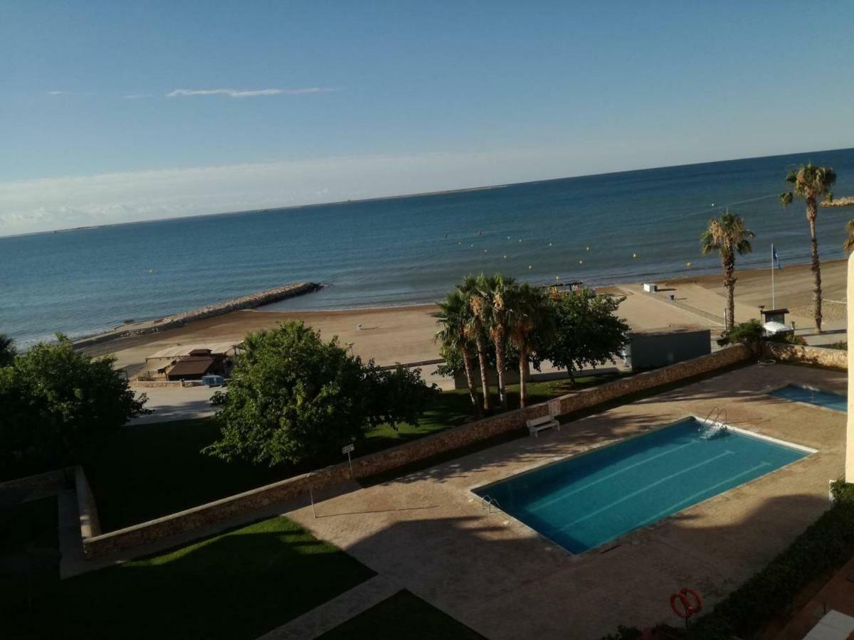 Atico Primer Linea De Mar Con Piscina En Ebrehogar Sant Carlos de la Ràpita Eksteriør billede